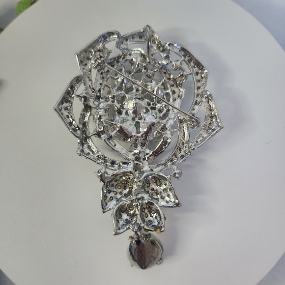 Large Statement Silver with Clear Crystal Rose Pin Brooch / Pendant - Picture 5 of 7